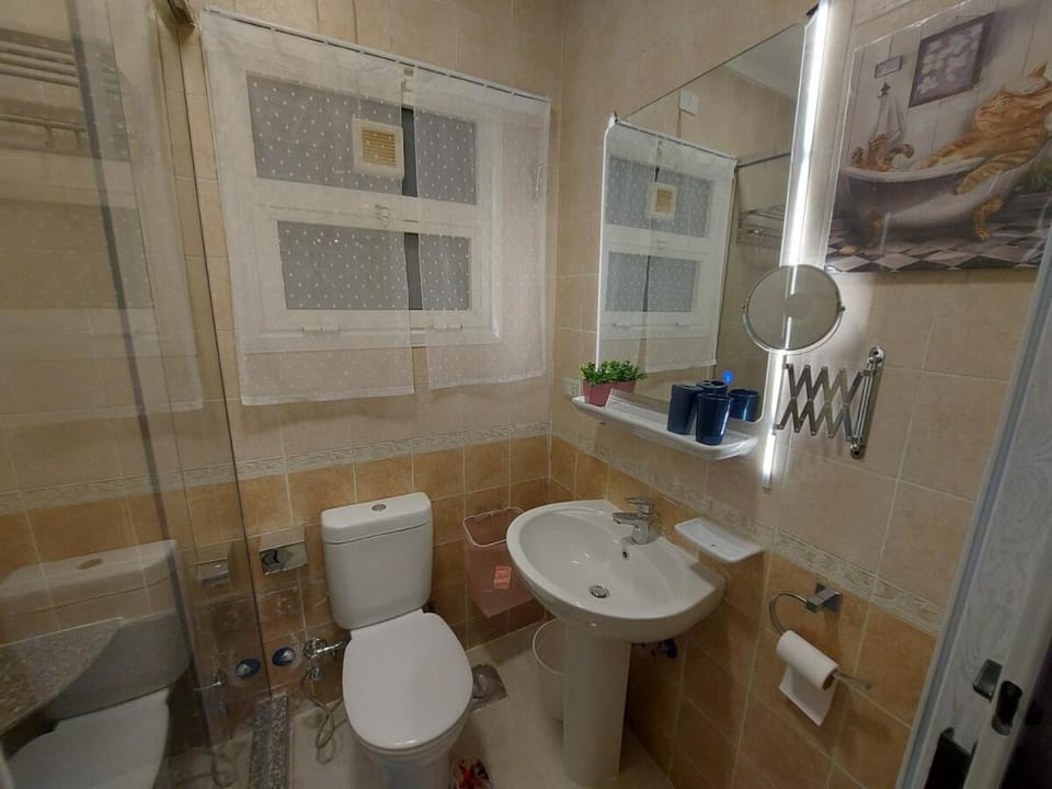 Shower, Bathroom