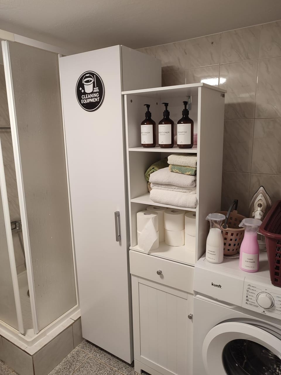 Shower, Bathroom