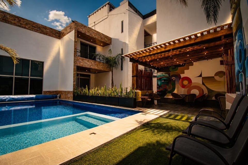 Swimming pool