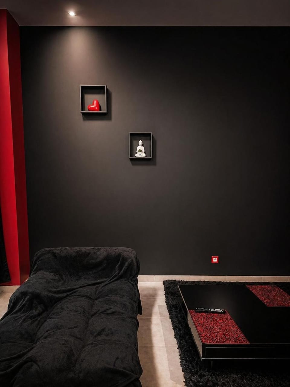 Communal lounge/ TV room