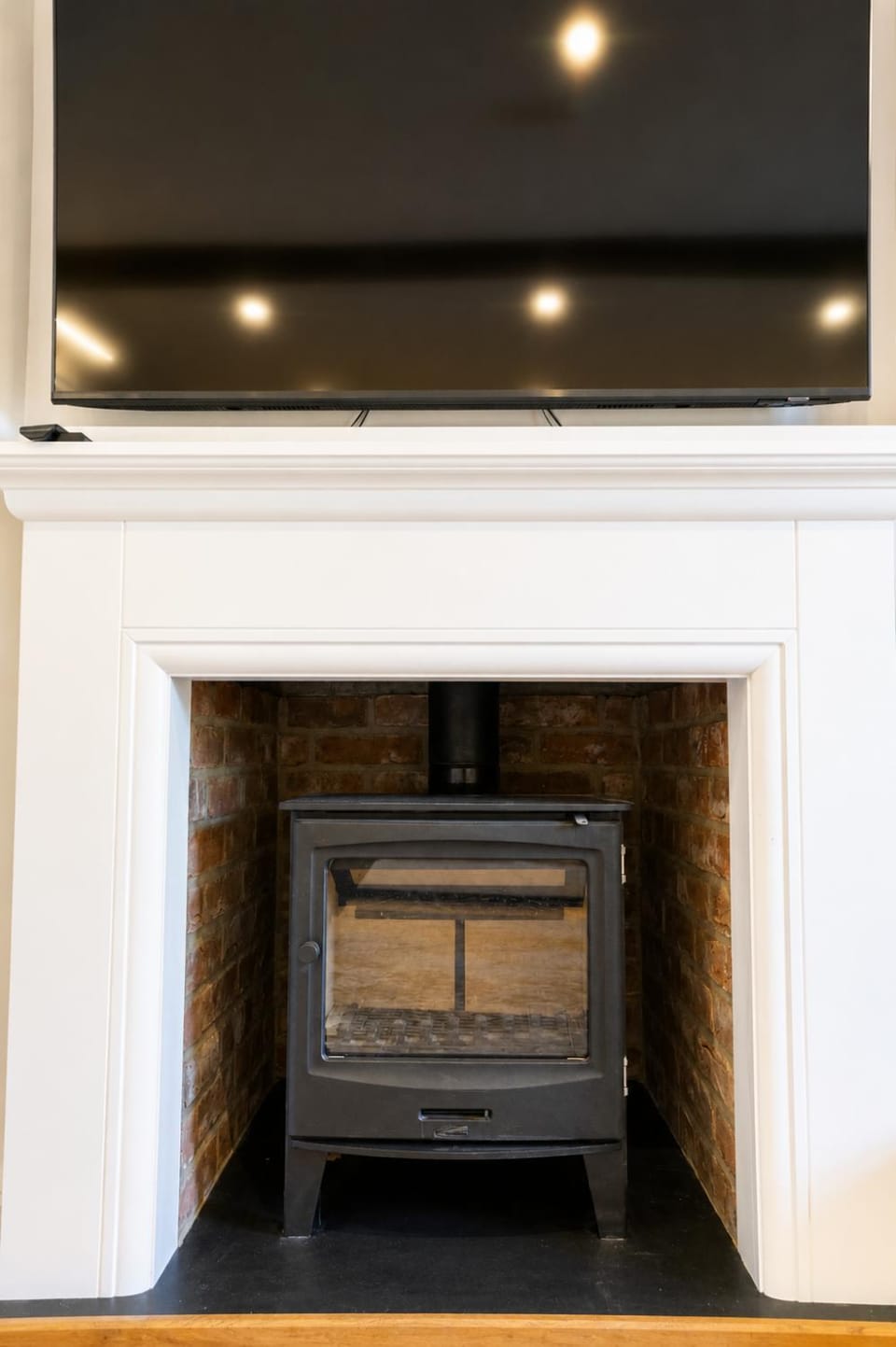 Lygon Lookout - Cotswolds Stay for 2 - Pet-friendly with Roof Terrace Apartment in Broadway