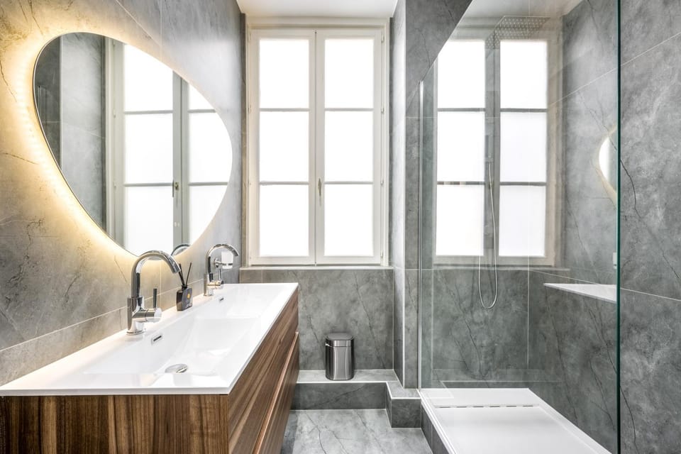 Shower, Bathroom