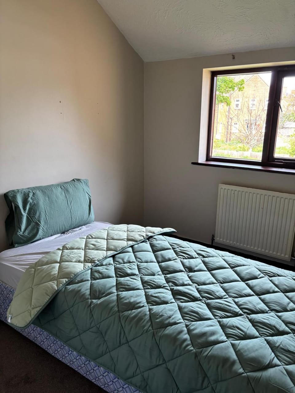 Modern 2-Bedroom in Cambridge with Parking Apartment in Cambridge