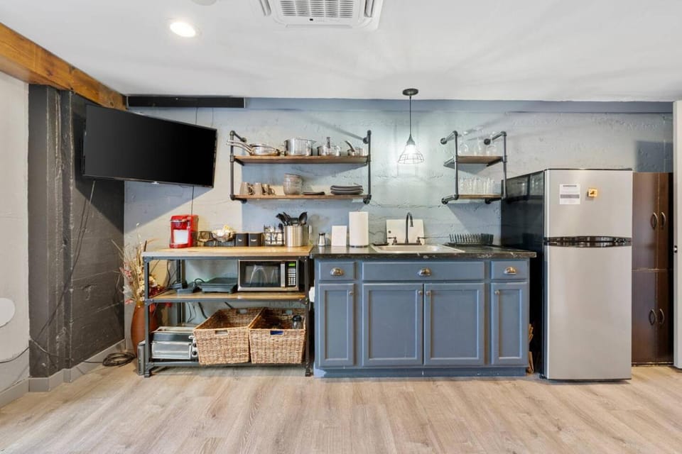 Coffee/tea facilities, Kitchen or kitchenette, pet friendly