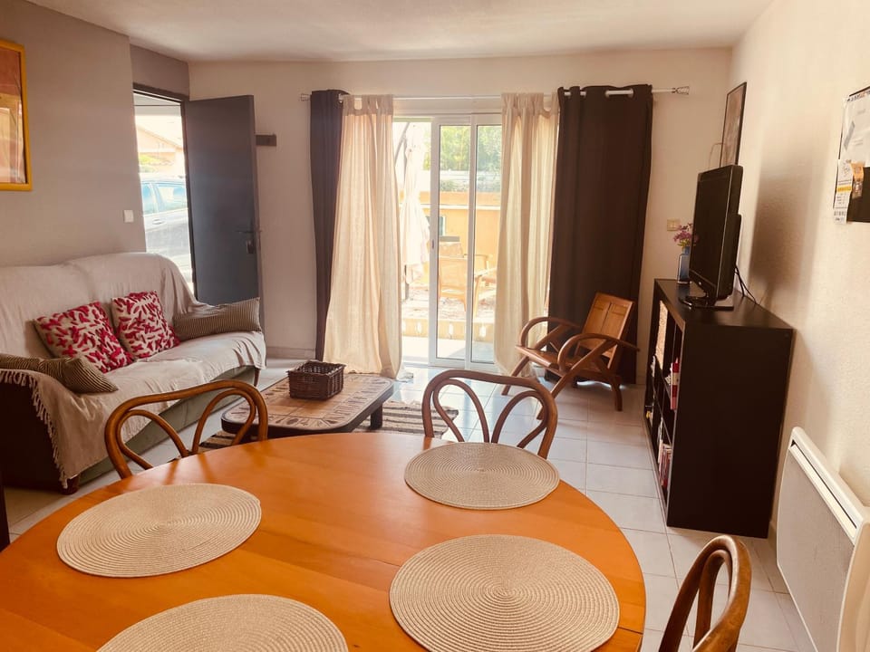 Charmant T2 à 5 minutes du Lac Apartment in Occitanie