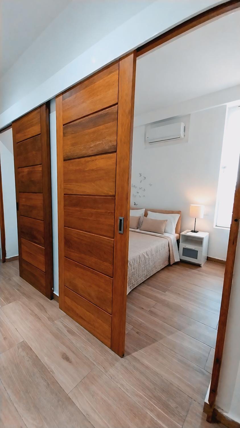 Bed, Bedroom, internet, wardrobe, air conditioner