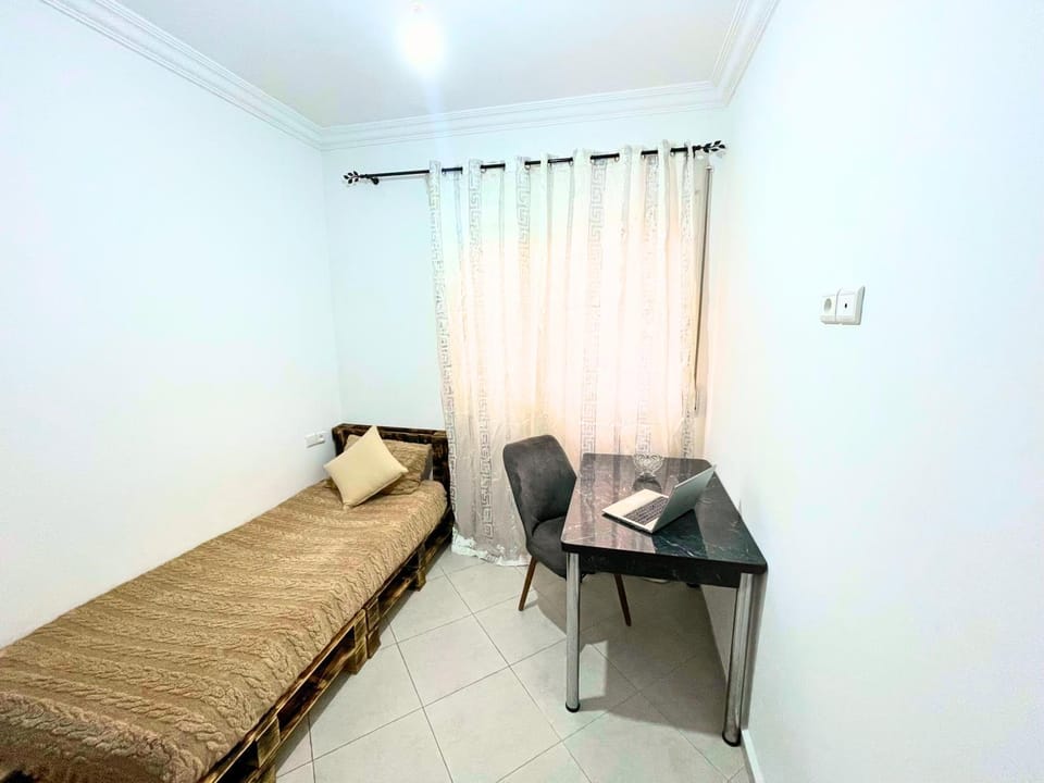 2BR Apartment - WiFi & Elevator Access- 3Min to Centre Apartment in Fes