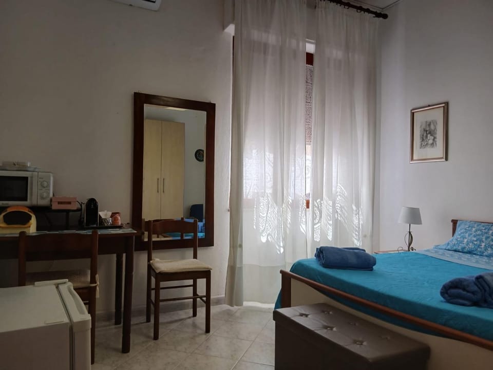 Camera doppia con bagno privato Bed and Breakfast in Quartu Sant'Elena