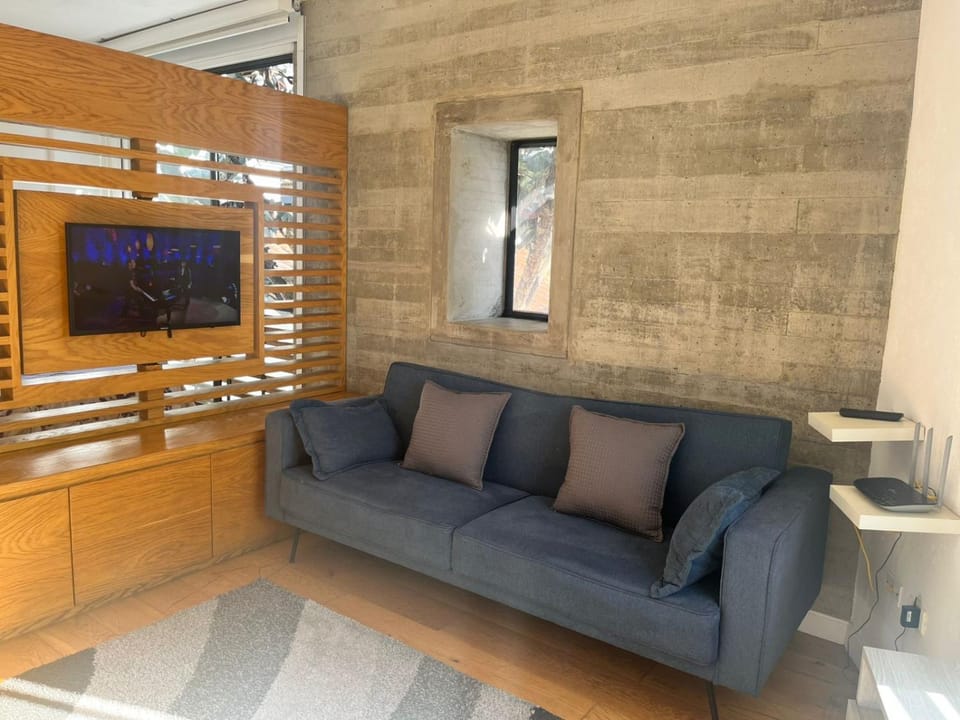 Apartaestudio Loft very illuminated with a beautiful view Apartment in Bogota