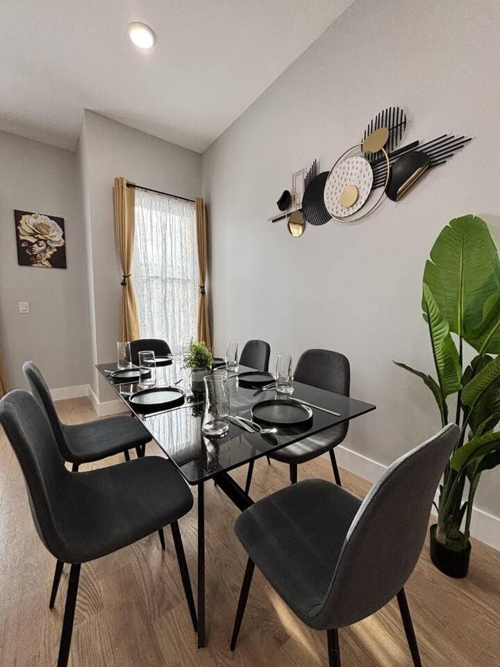 LUXE Penthouse | Parking | Mins to NY & MetLife! Apartment in Jersey City
