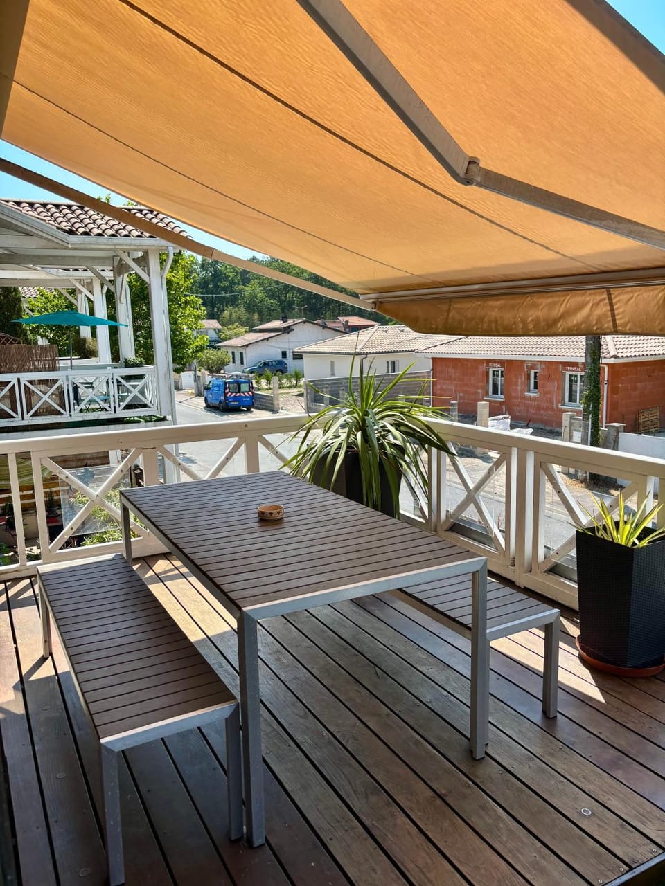 Balcony/Terrace, Dining area