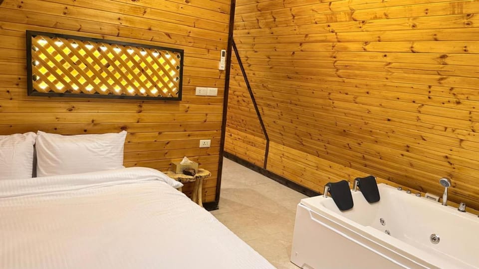 Al Joud Chalet Private Jacuzzi & BBQ Ajloun Chalet in Africa