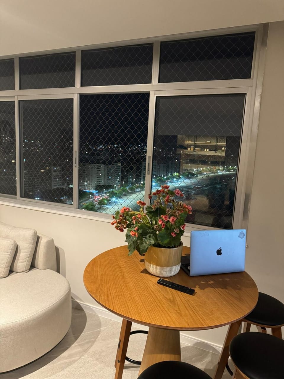 Icaraí Executive Apartment, Front Beach View Apartment in Niterói