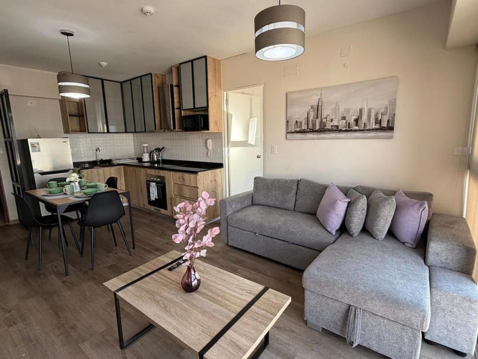 Nice 2-Bedroom Apartment frente Embassy USA - Av El Polo Apartment in La Molina
