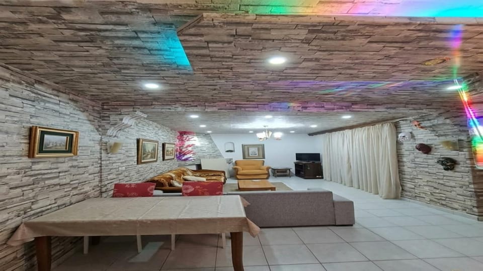 The Boo-rtment Apartment in Sarandë
