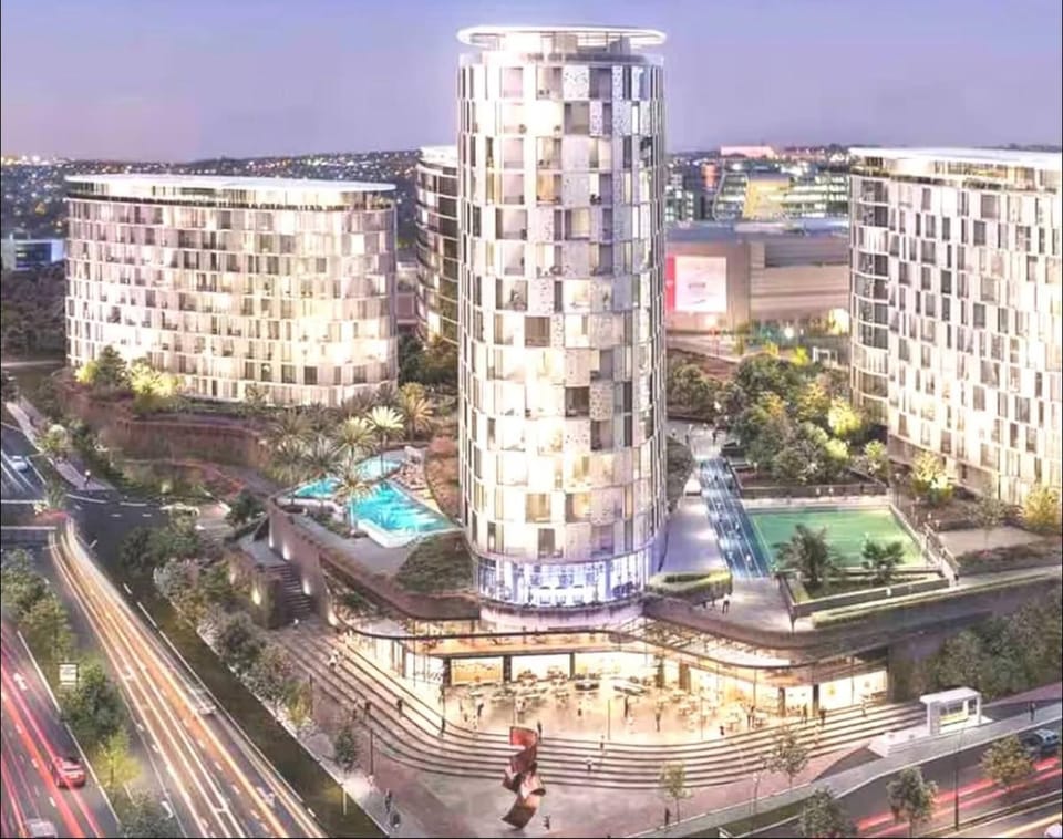 Waterfall City Luxury House in Sandton