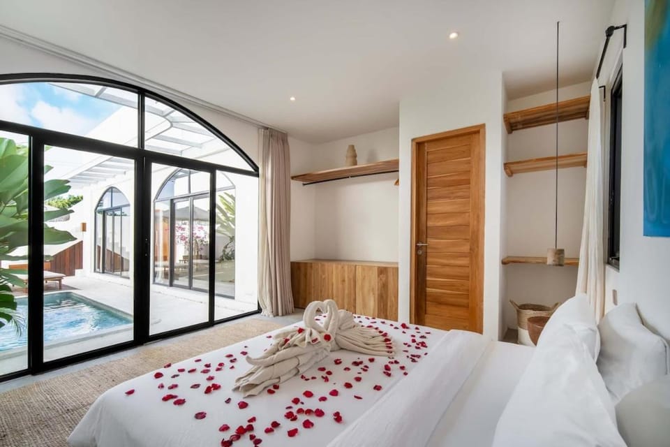 Muse Villa - Stylish 2BR Private Pool in Balangan Villa in Bali