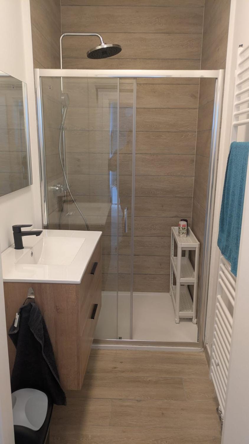Shower, Bathroom