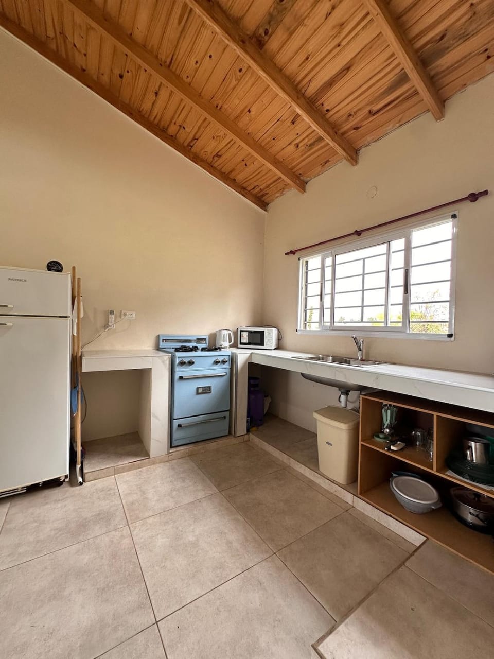 Kitchen or kitchenette, oven, stove
