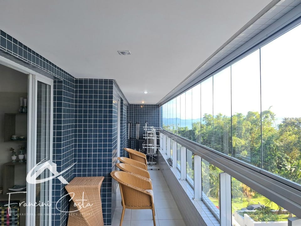 Apto no Indaiá para 6 pessoas a 1 Min da Praia Apartment in Bertioga