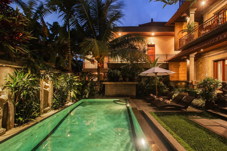 Property building, Swimming pool