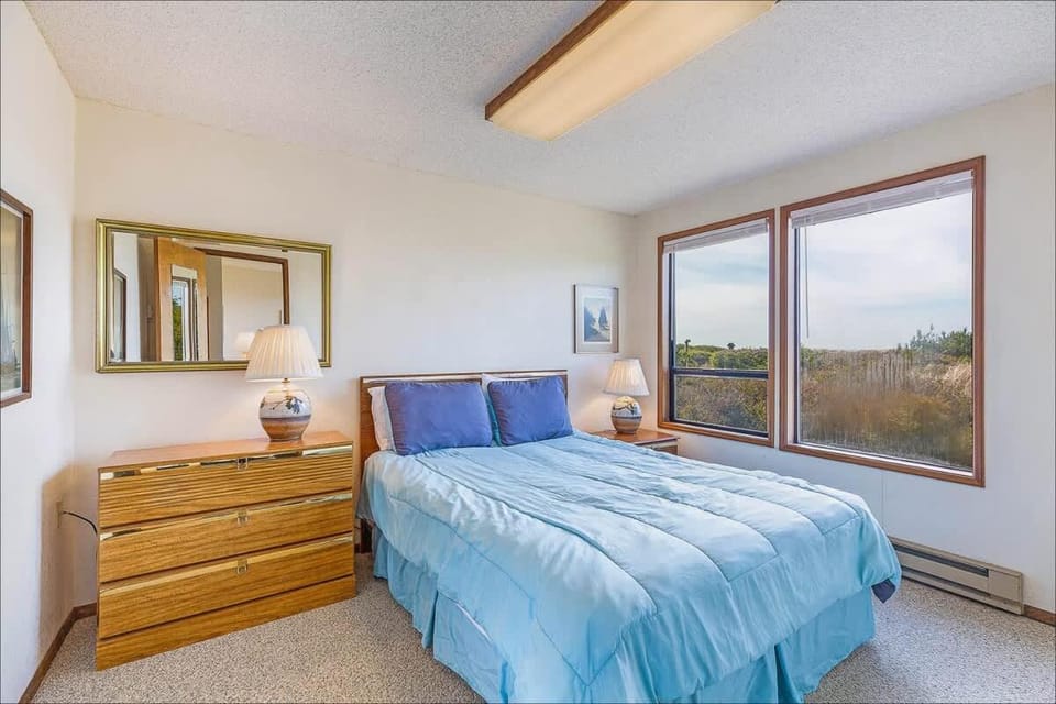 Haven Hideaway - Ocean Views from Every Room House in Copalis Beach