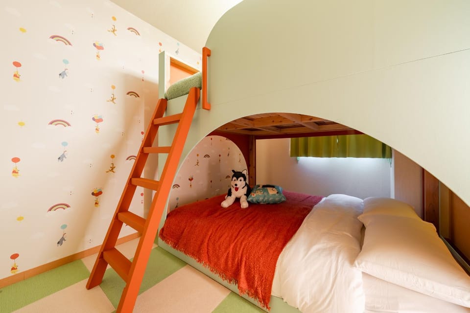 bunk bed