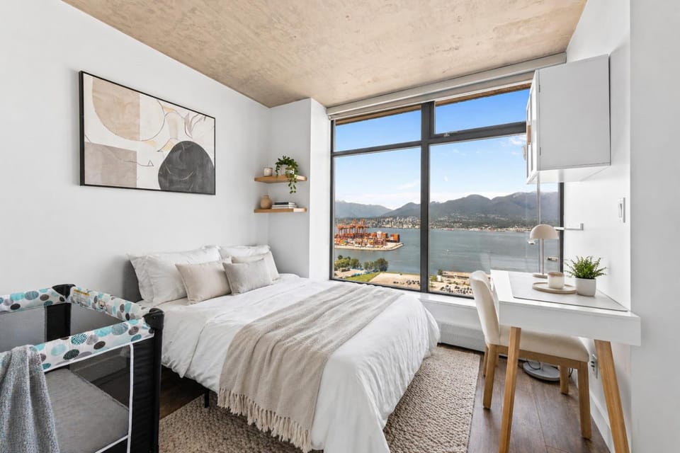 Elegant 2 Bedroom in Downtown Close to BC Place Apartment in Vancouver
