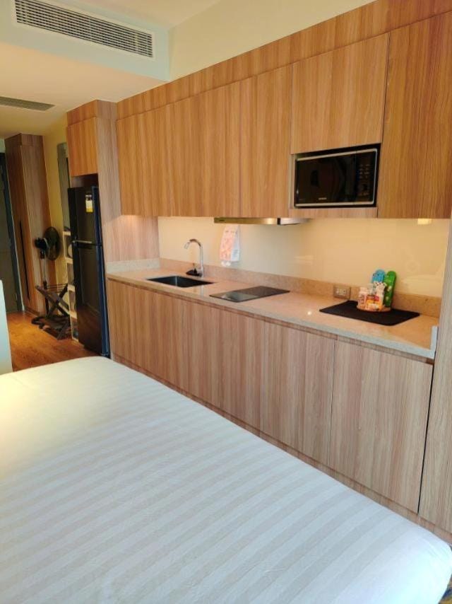 Lerfostaycation at Novotel Suites at Acqua Hotel in Mandaluyong