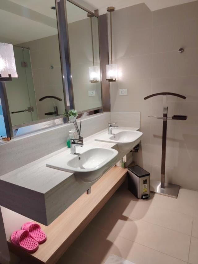Lerfostaycation at Novotel Suites at Acqua Hotel in Mandaluyong