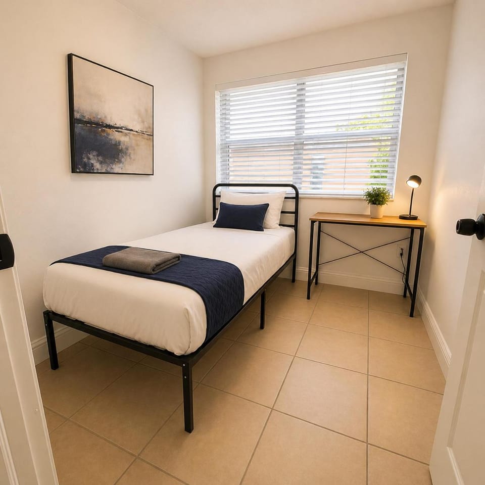 Fort Lauderdale Airport Pacifica Bed and Breakfast in Dania Beach
