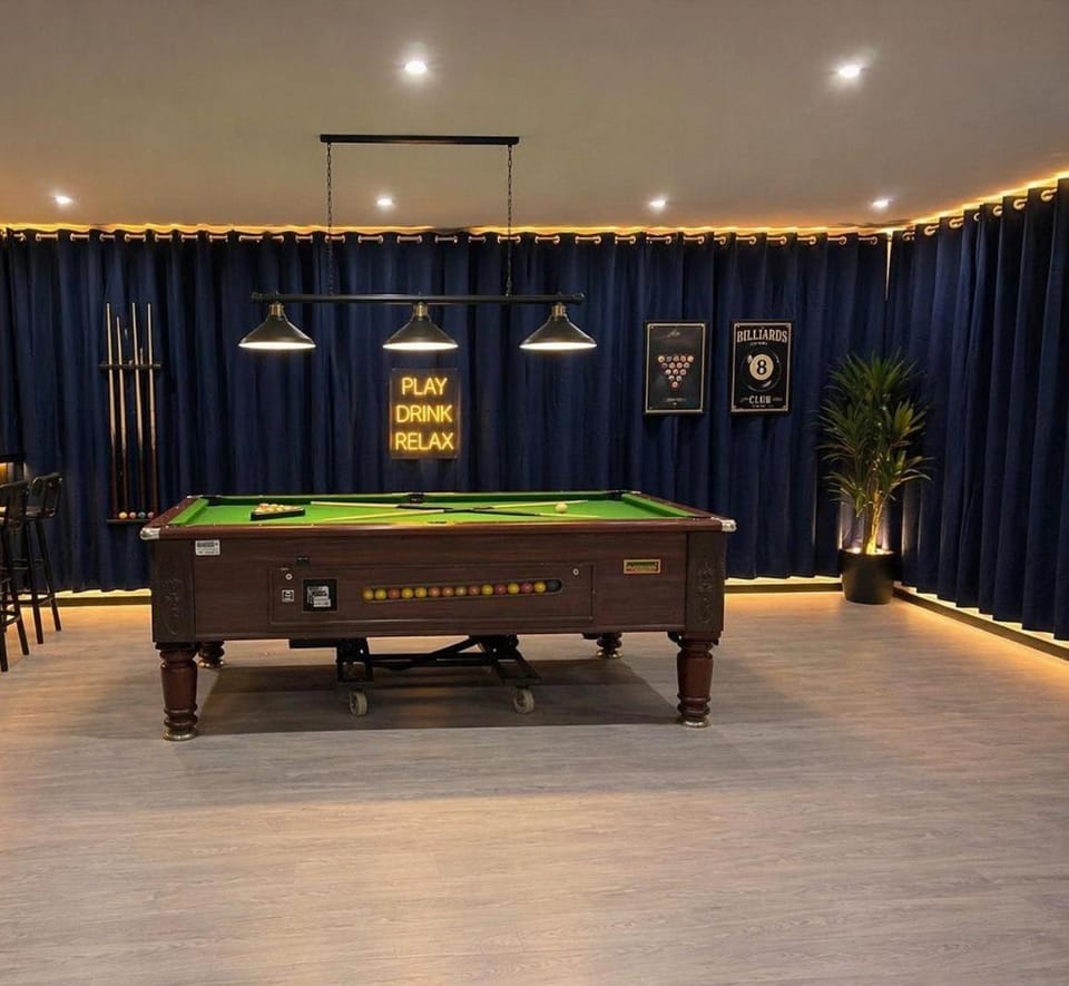 Lounge or bar