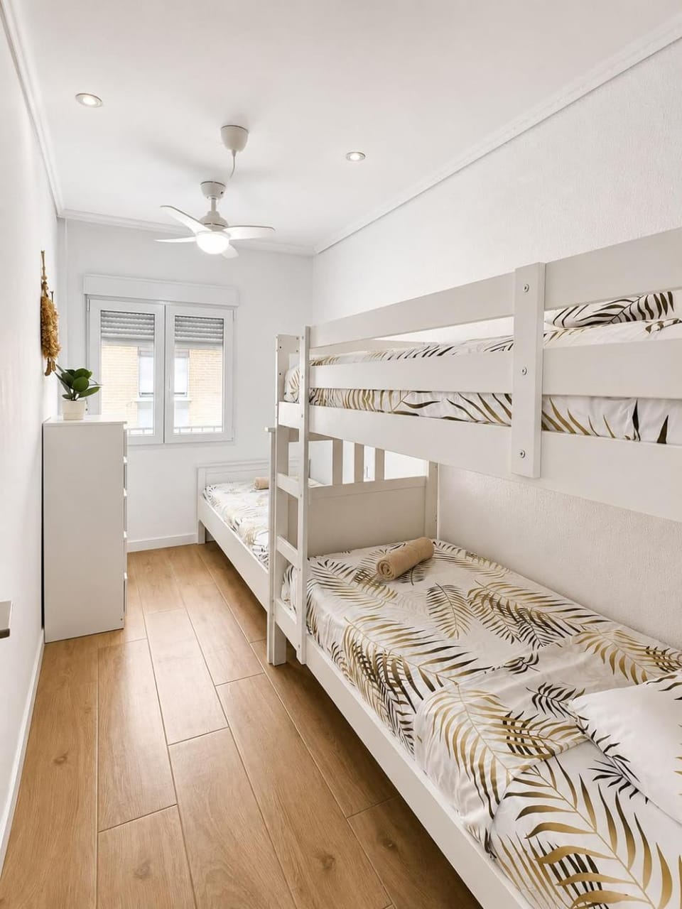 UIM Mediterraneo Juana 3 Wifi Apartment in Port de Sagunt
