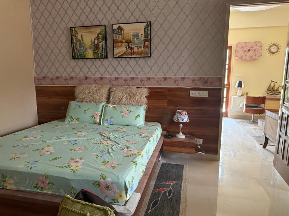 Shilpa sen Country House in Manali