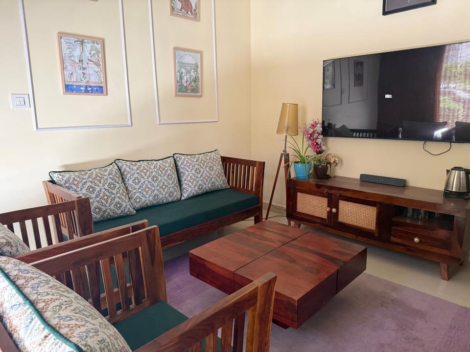 Shilpa sen Country House in Manali