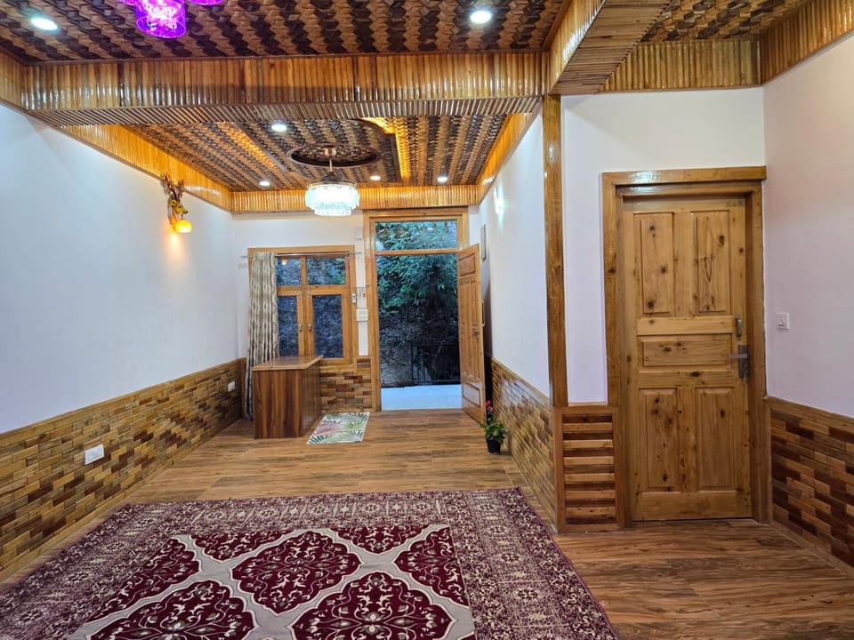 The Wooden Nook, Chail Vacation rental in Himachal Pradesh