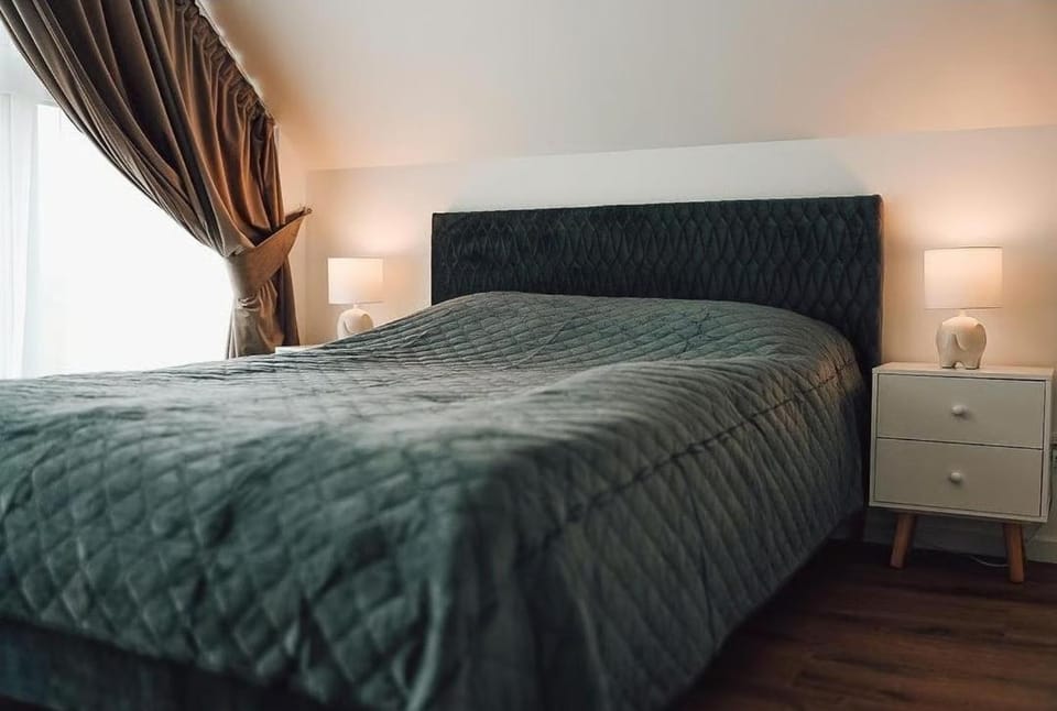Išskirtinis namas Palangoje su privačiu baseinu, masažiniu lauko kubilu ir pirtimi Villa in Palanga