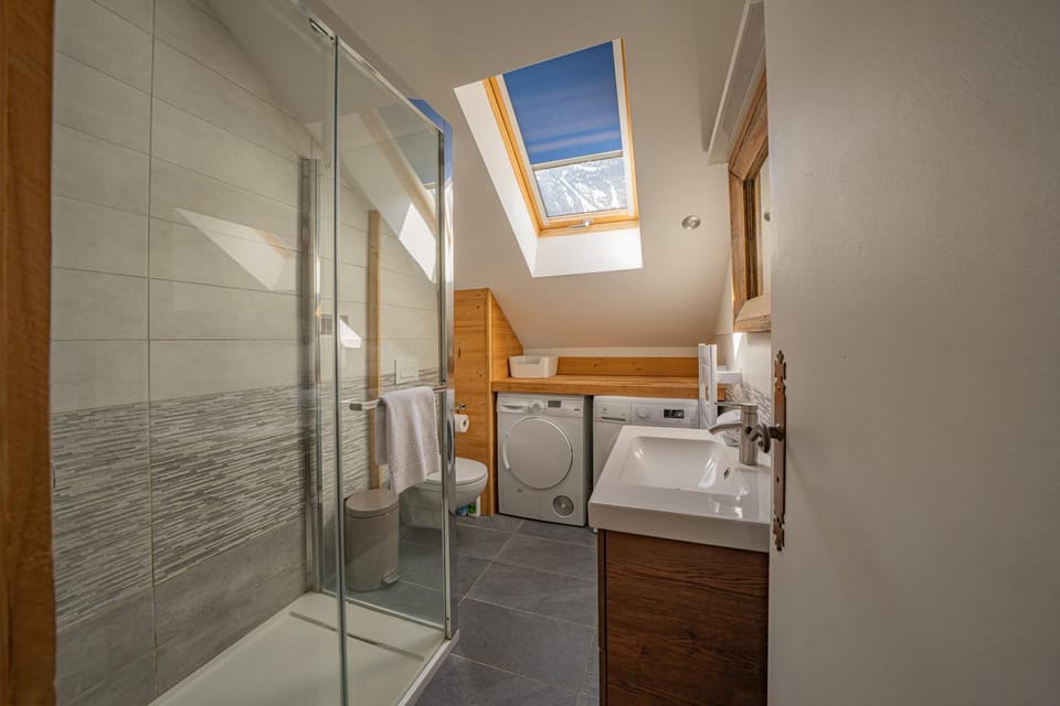 Mansarde- Central 2 bedroom top floor apartment Chamonix Apartment in Chamonix