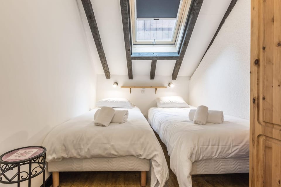Mansarde- Central 2 bedroom top floor apartment Chamonix Apartment in Chamonix