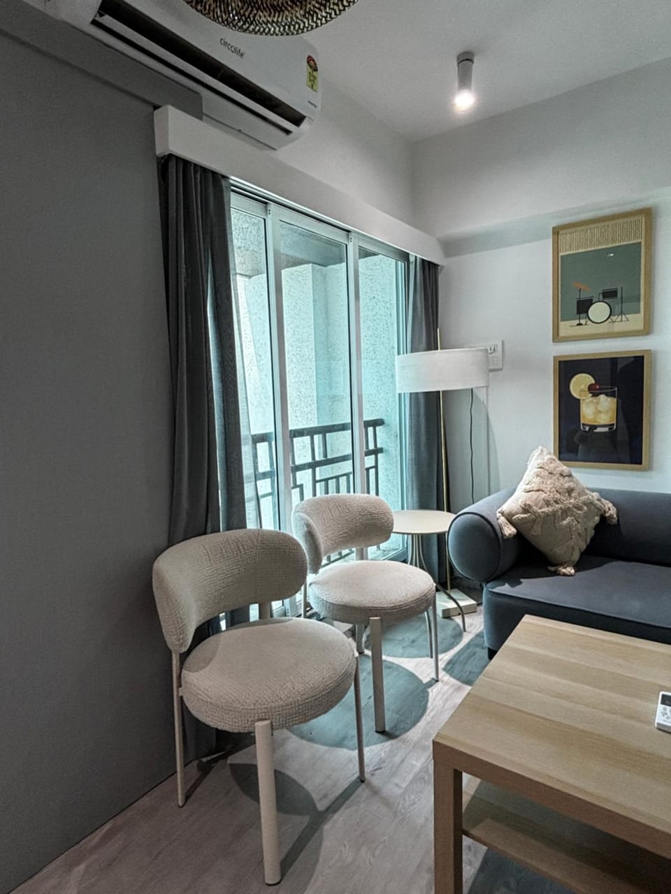Seating area