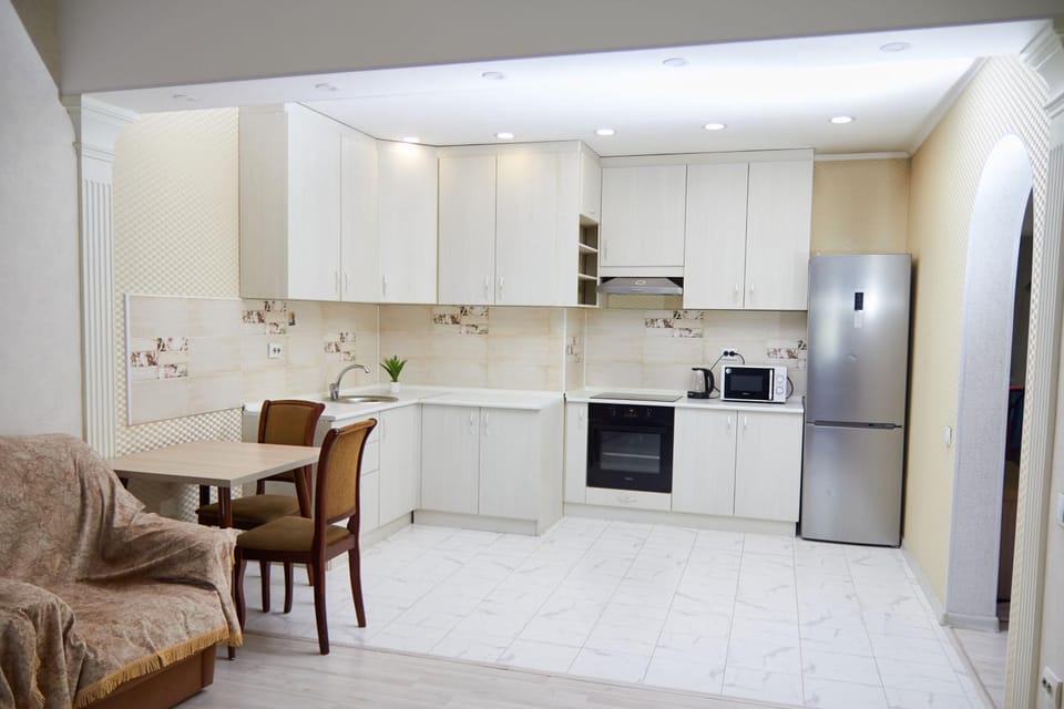 ЖК Радужный берег, апартаменты рядом с аэропортом РБ340 Apartment in Almaty