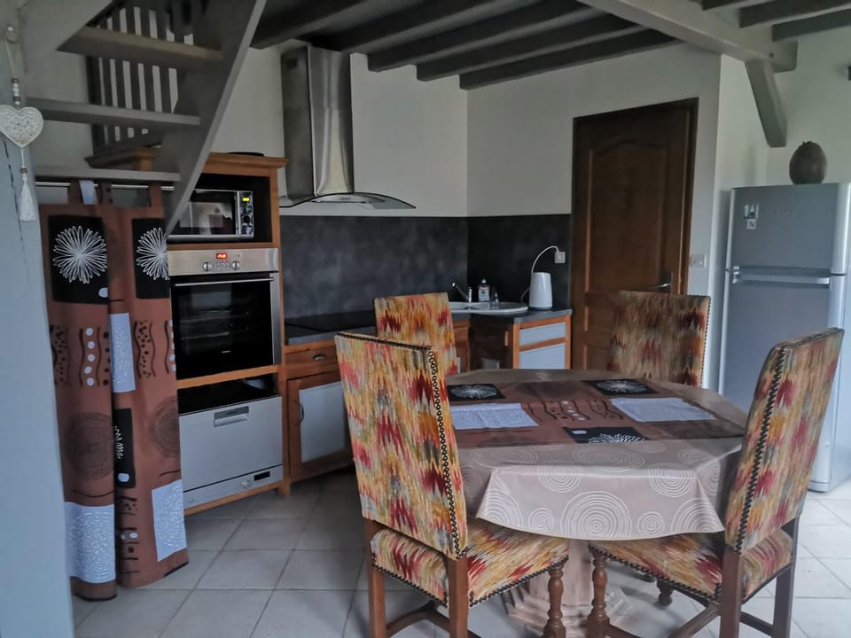 Refuge du bord de l'étang House in Centre-Val de Loire