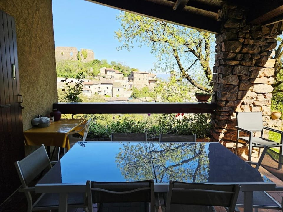 Villa Le Rocher piscine et vue imprenable Villa in Provence