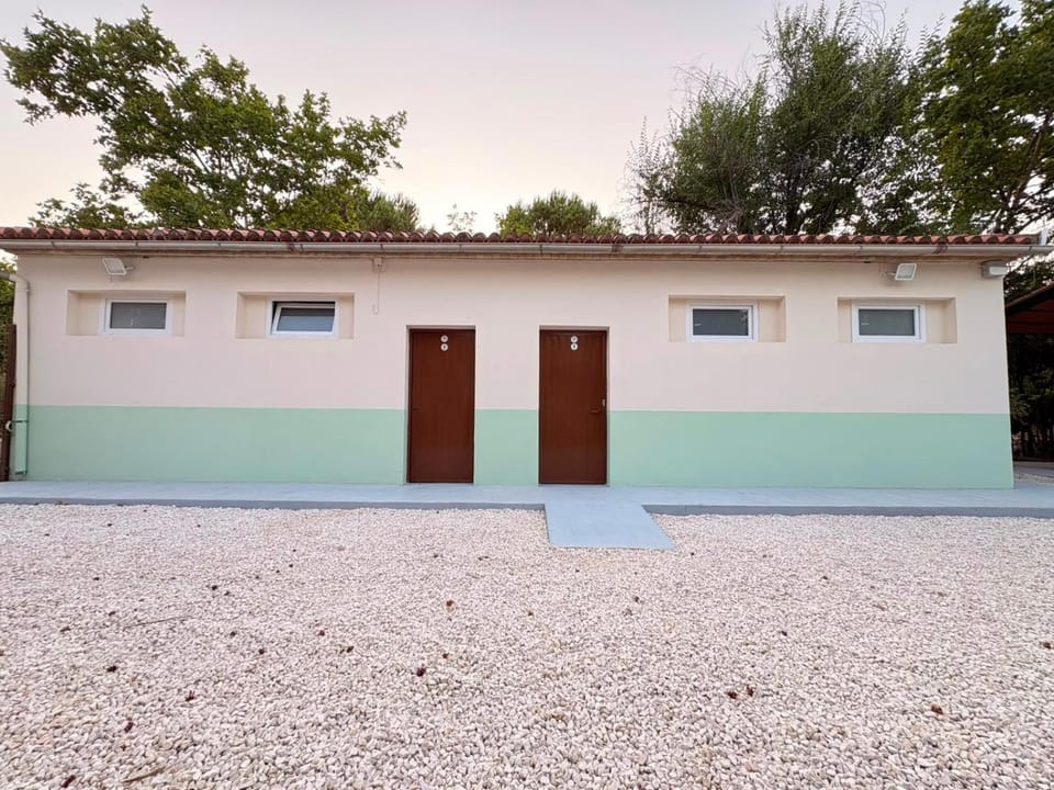 Bathroom, laundry