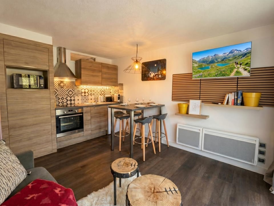 TV and multimedia, Kitchen or kitchenette, kitchen