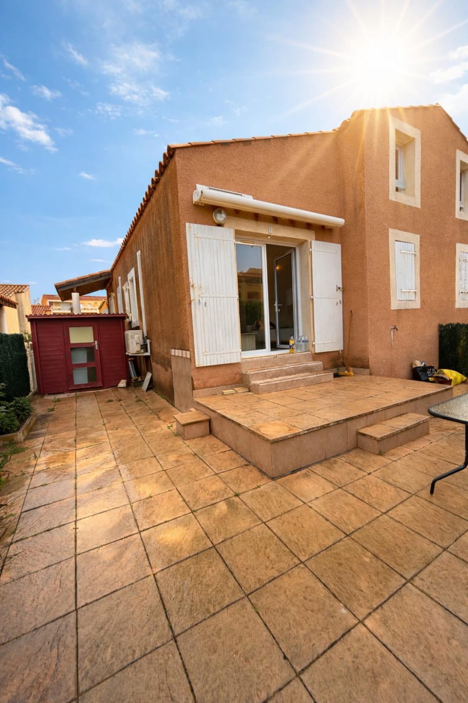 Property building, Garden