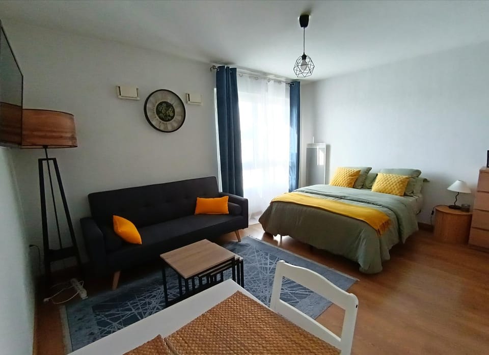 Studio avec parking gratuit Apartment in Nouvelle-Aquitaine