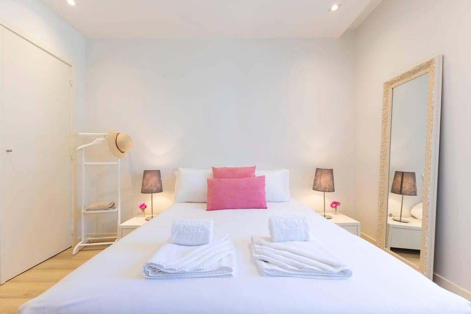 Bed, Bedroom, wardrobe