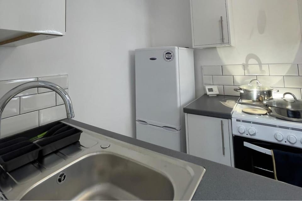 Apartment Sleeps 2 - Free Street Parking Apartment in Gateshead