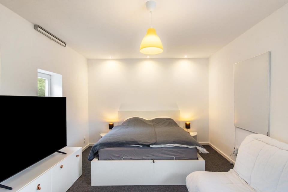 Living room, Bedroom